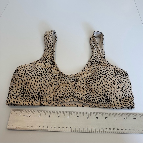 Hollister cheetah print swim top only size medium - Picture 4 of 4